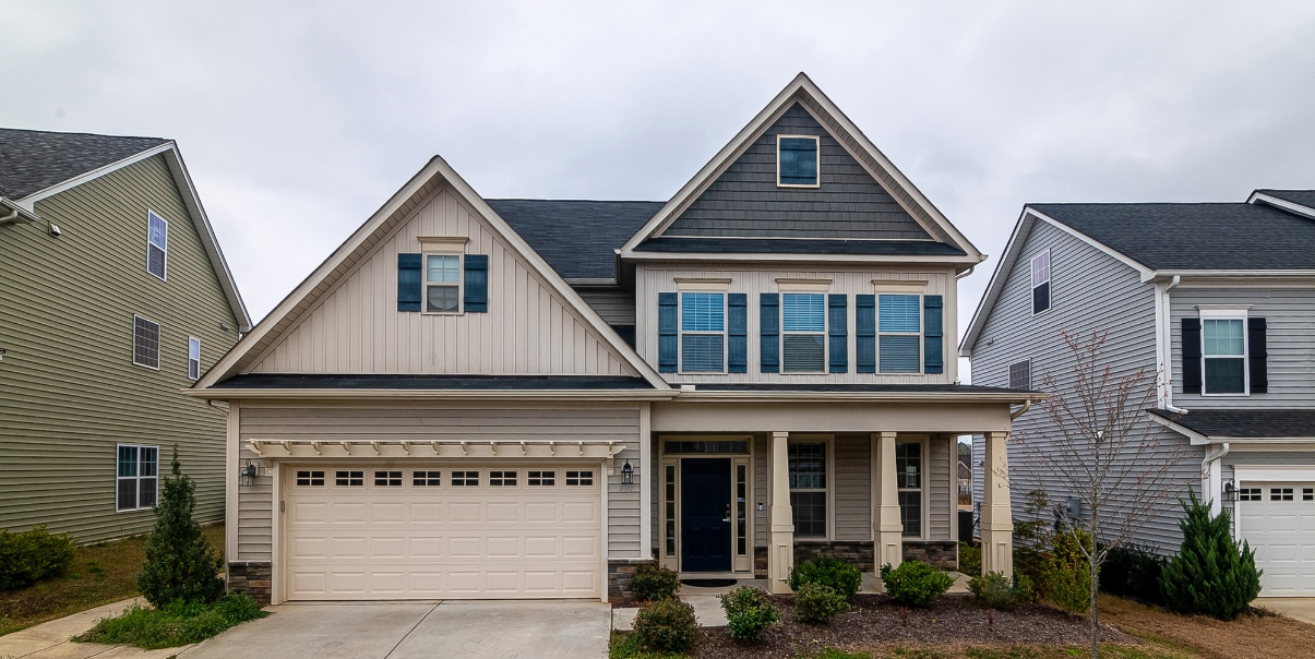 Low-Maintenance Siding Care